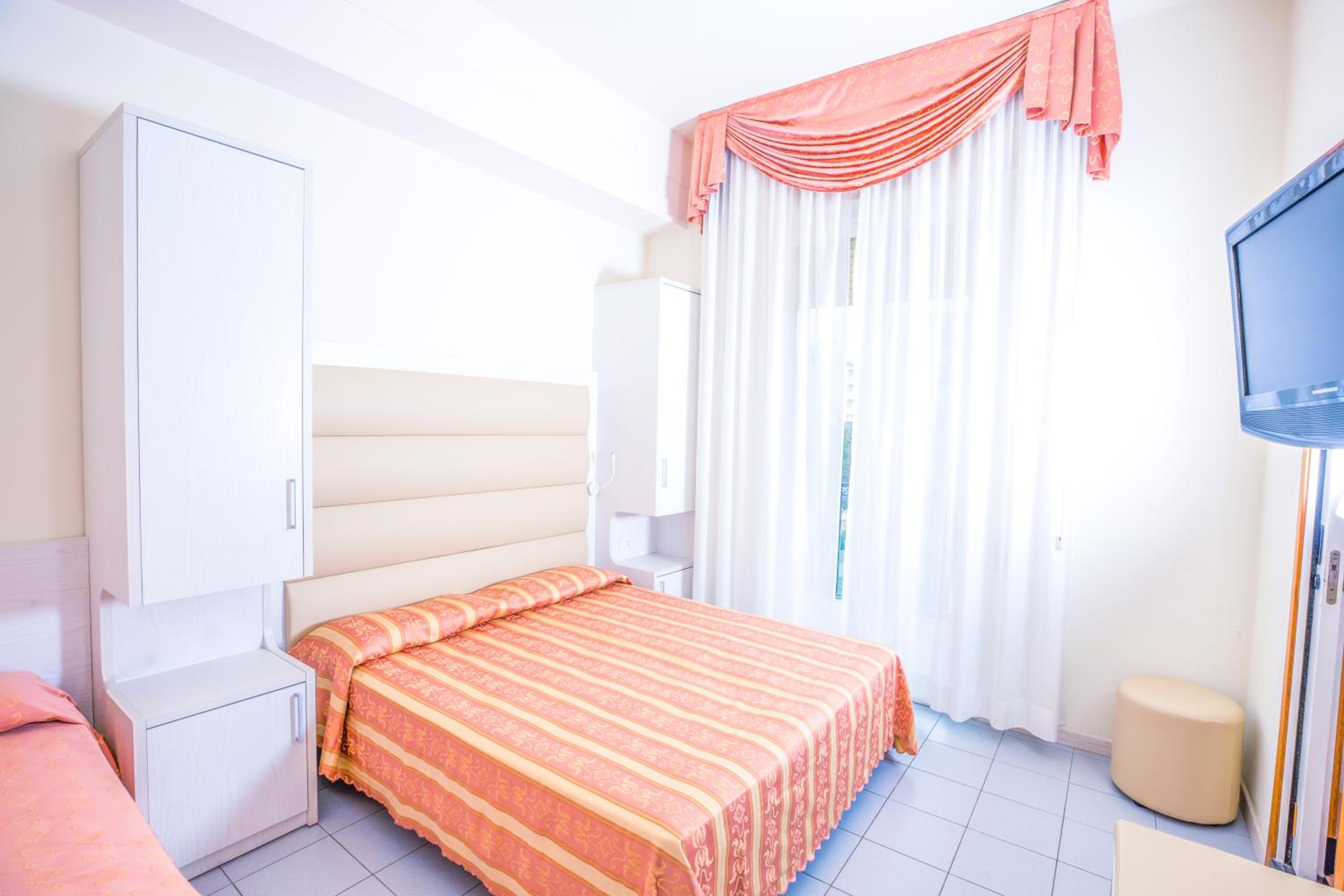 Hotel Rosalba 13/49
