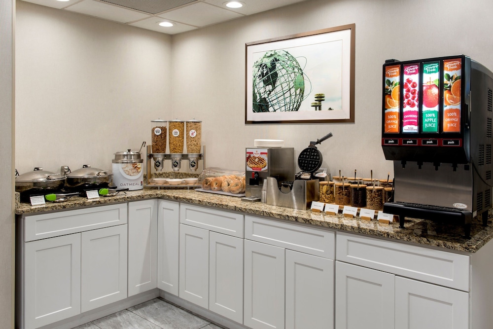 Fairfield Inn by Marriott New York LaGuardia Airport/Flushing 21/37