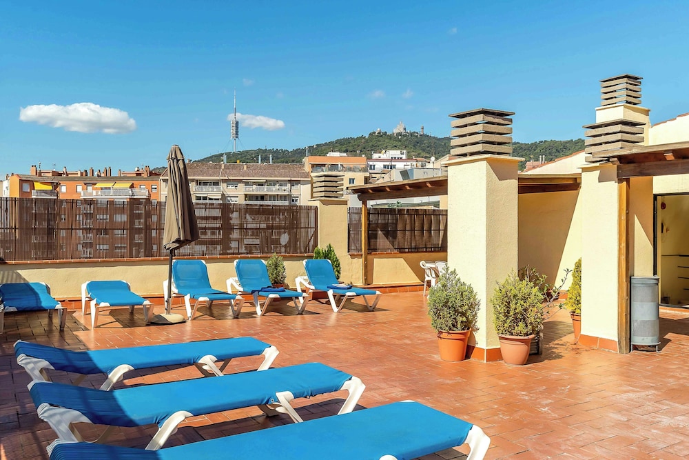 Aparthotel Bertran 101/109
