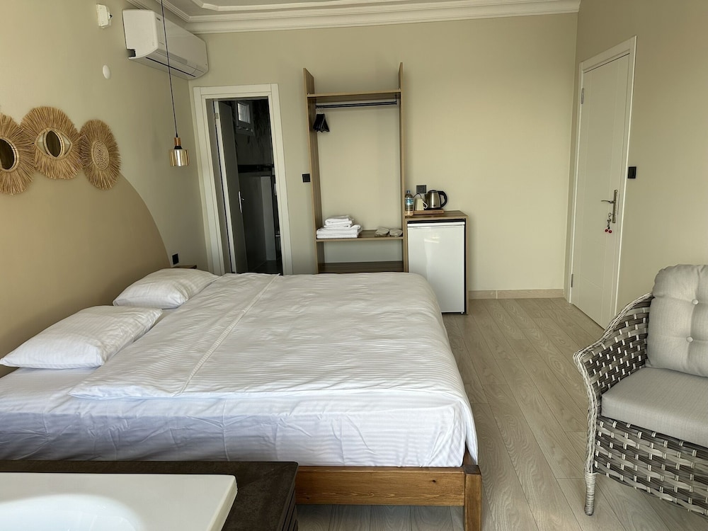 Kingway Suite 18/45