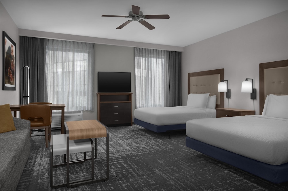 STUDIO, 2 QUEEN BEDS, ACCESSIBLE