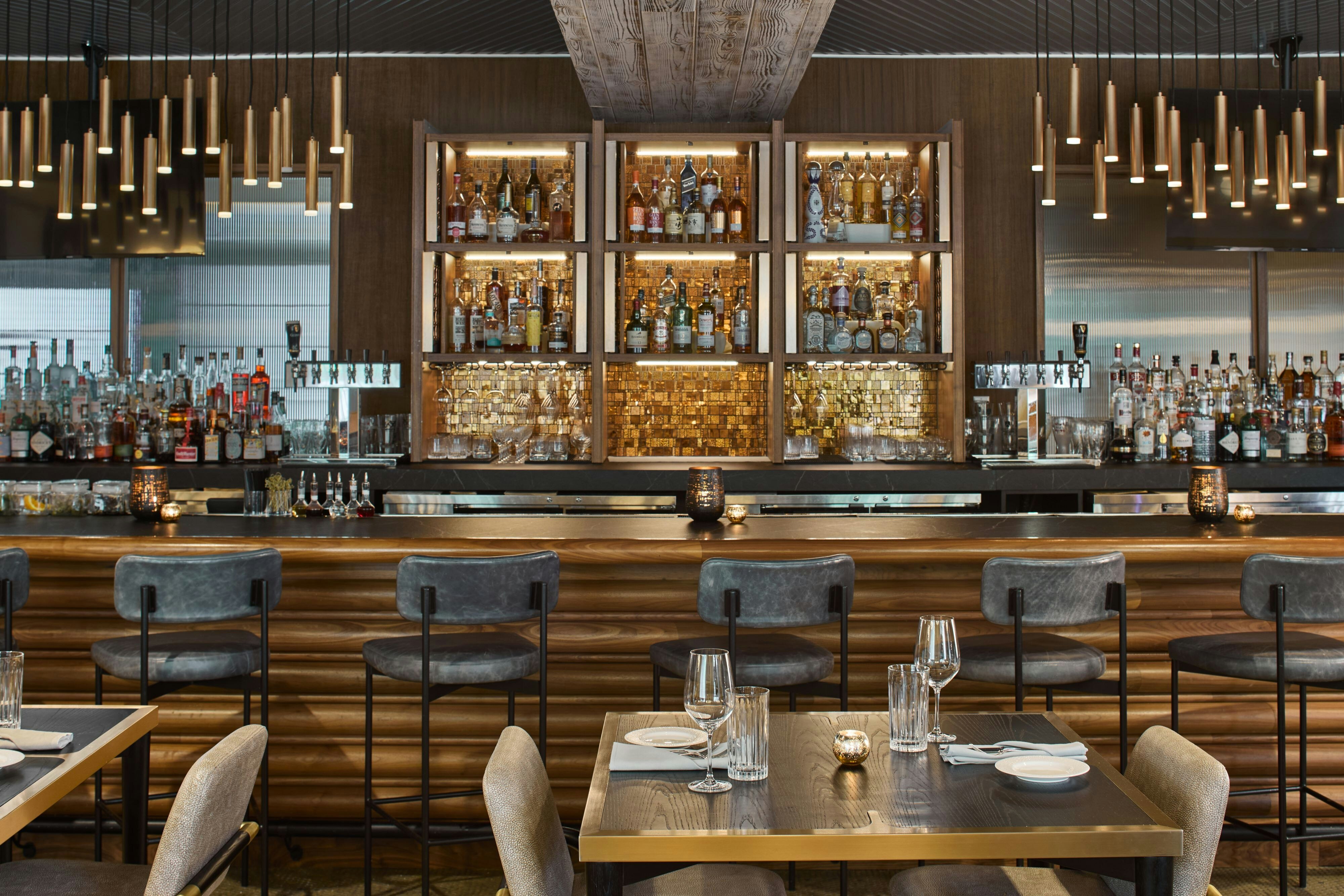 Longfellows Hotel & Restaurant 23/35