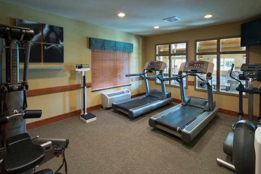 Holiday Inn Express Suites Chicago West Roselle 29/50