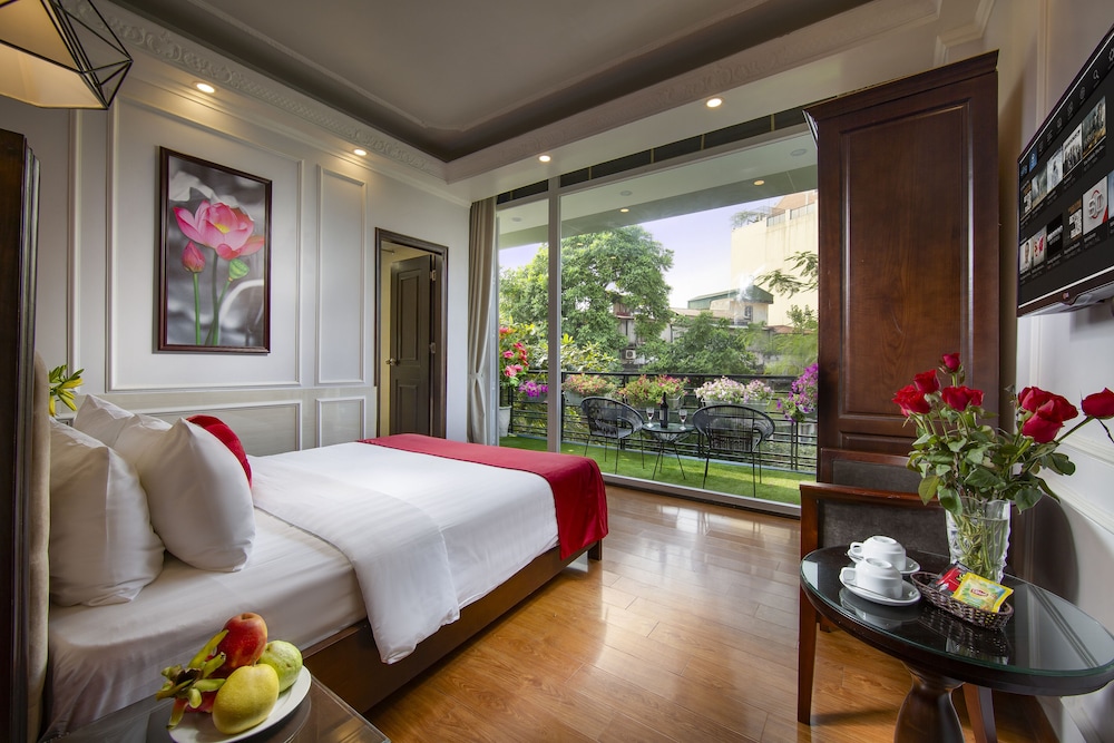 Royal Palace Hotel 2 Hanoi 43/68