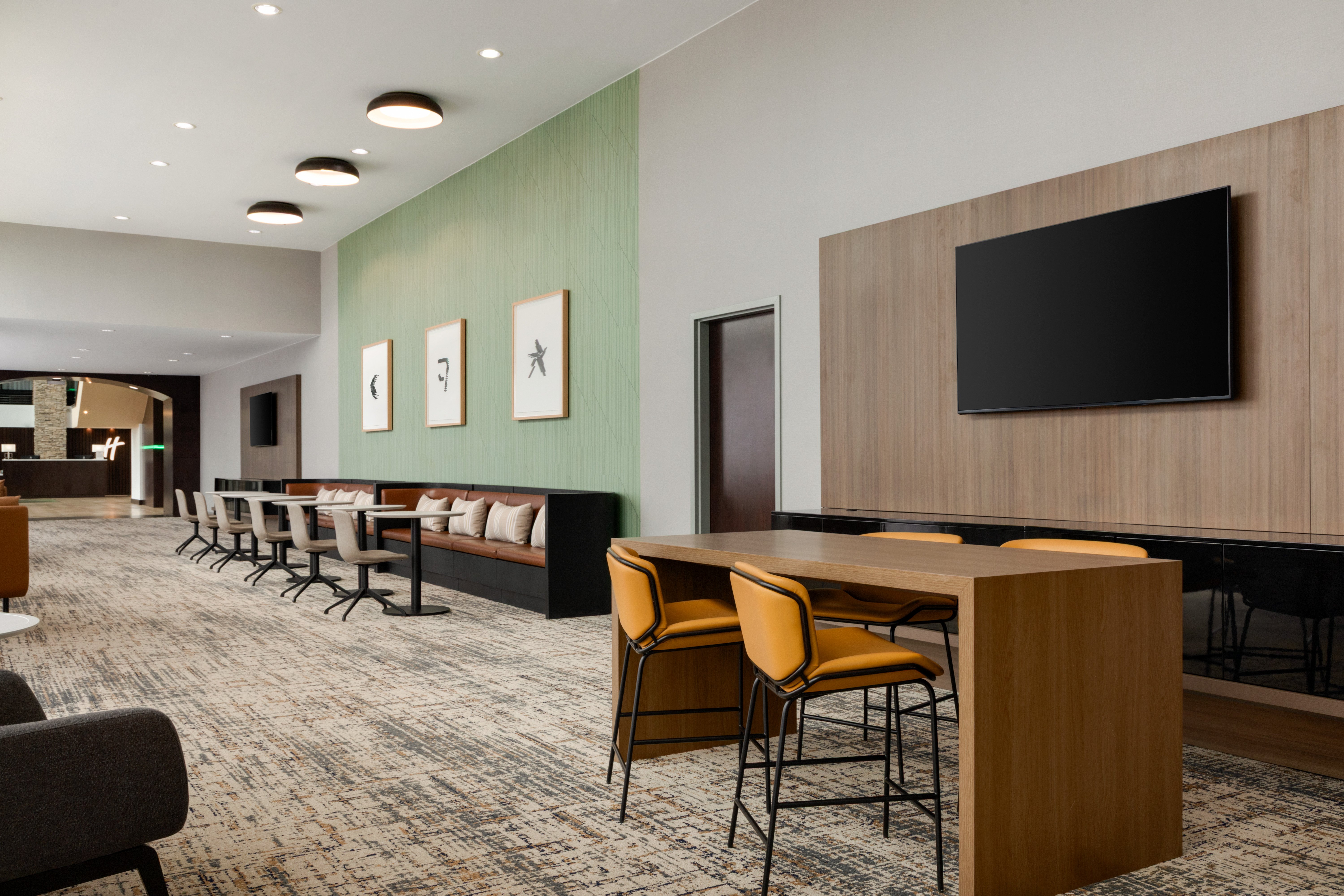 Holiday Inn Virginia Beach - Norfolk 57/63