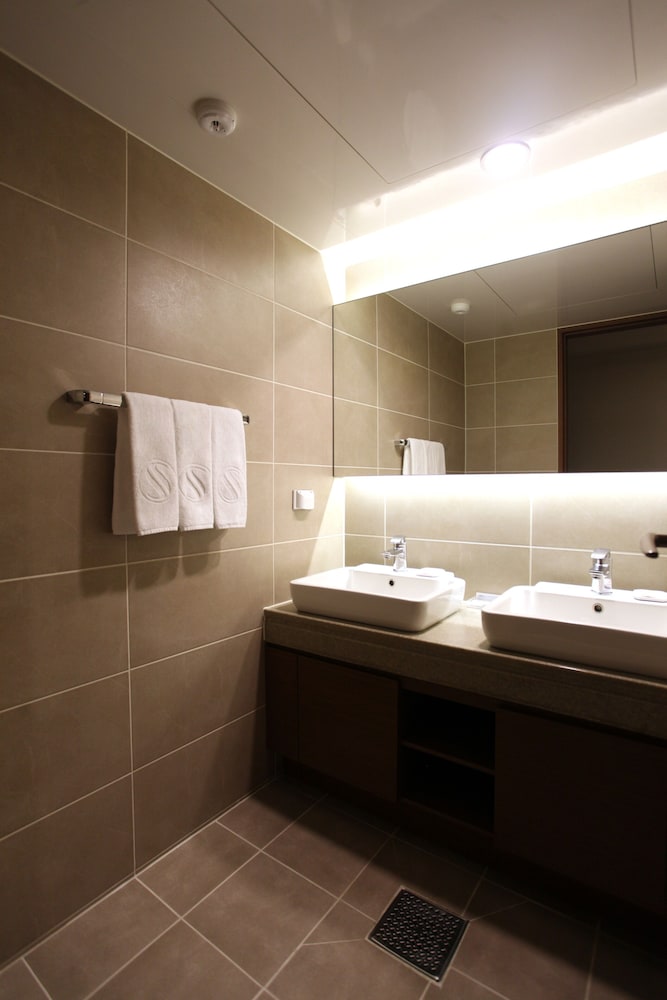 Hotel Skypark Myeongdong Ii Seoul 68/68