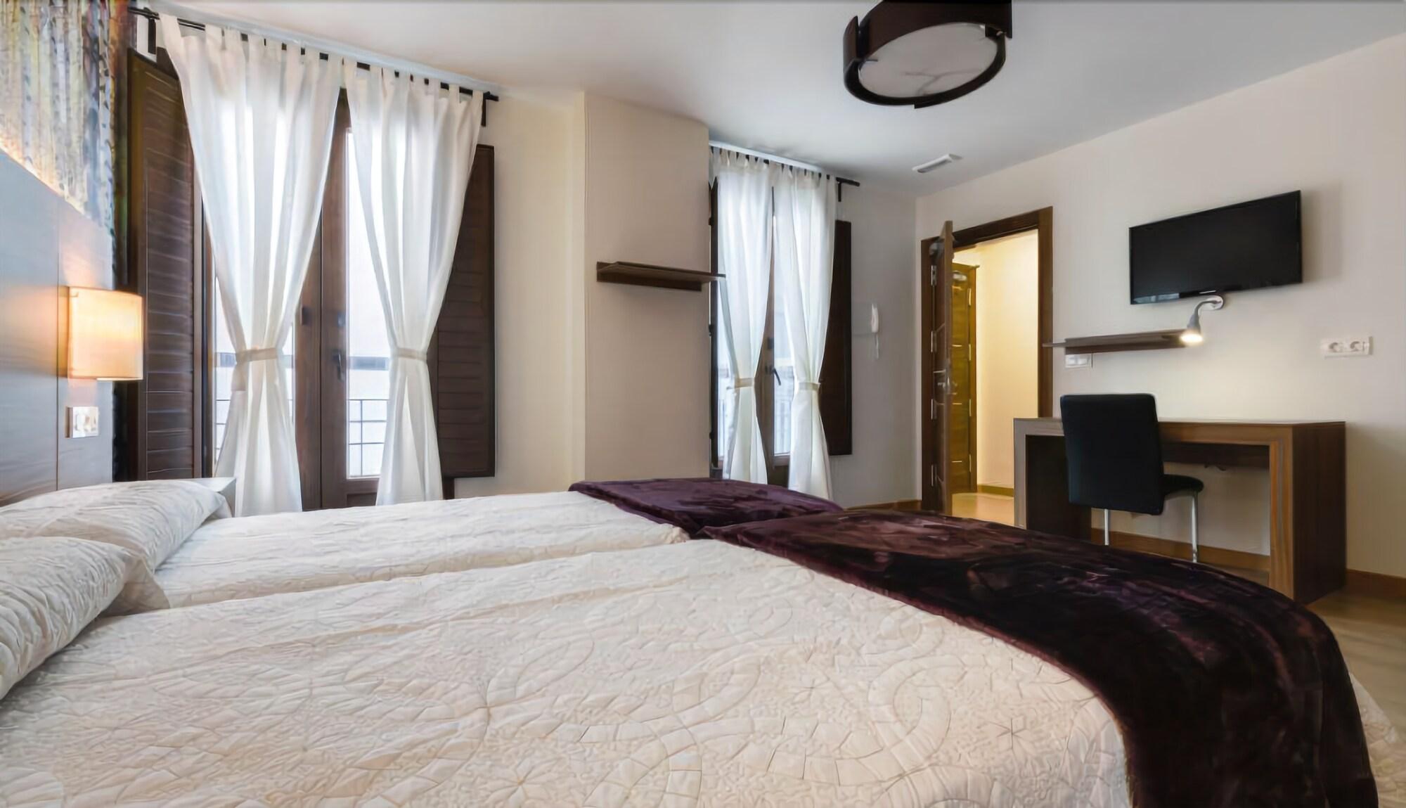 Hotel Arriola 13/55