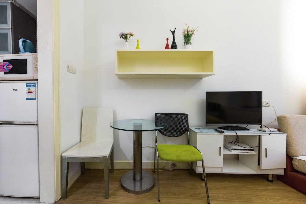 Shanghai Jia Rong Hotel Apartment 74/78
