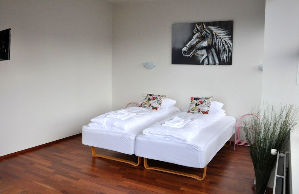 ICELAND COMFORT APARTMENTS 38/68