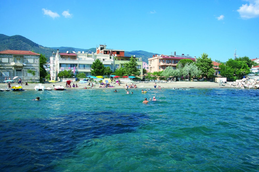 Bacahan Hotel 39/47
