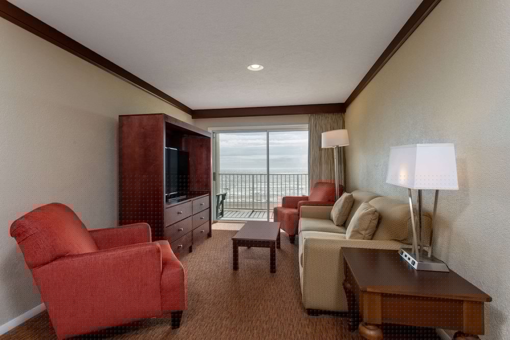 Days Inn by Wyndham Ocean City Oceanfront 34/64