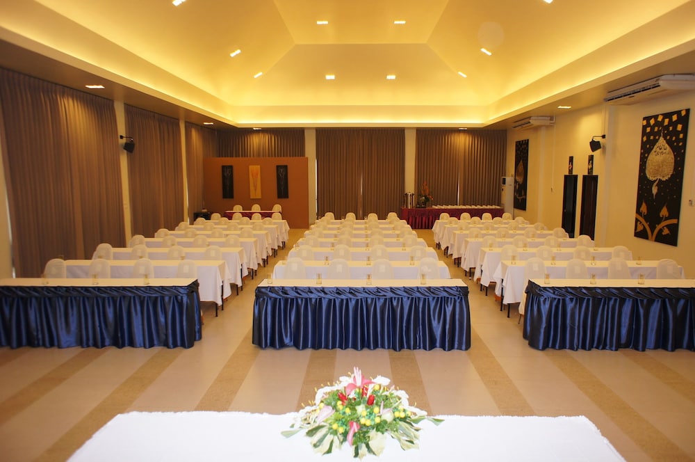 POONYAMANTRA RESORT 53/75