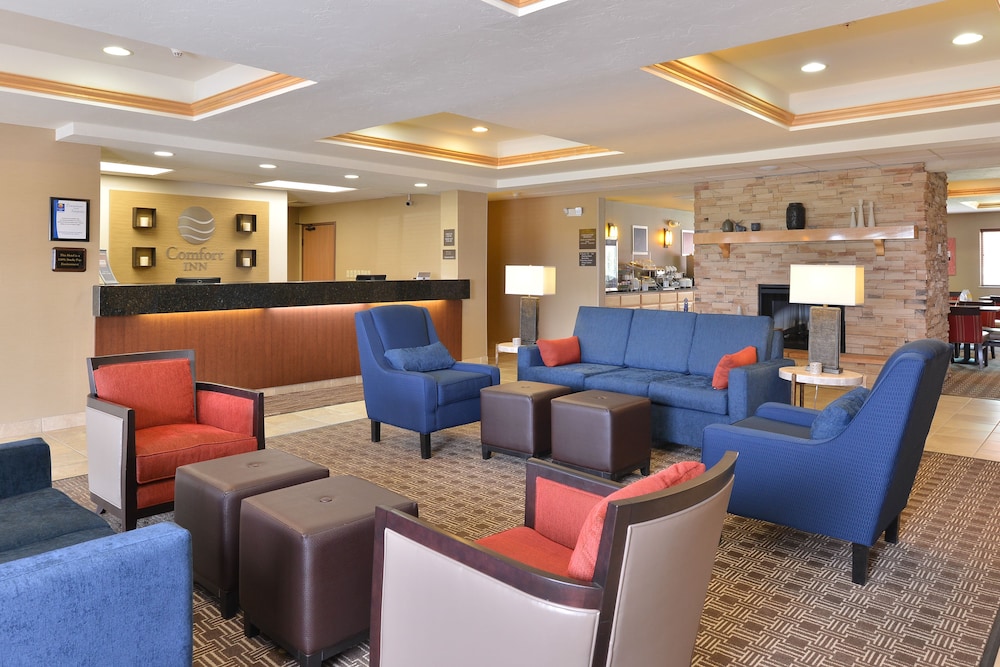 Comfort Inn Evansville - Casper, WY 25/36