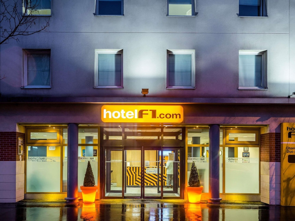 Hotelf1 Paris Porte De Montreui 1/50