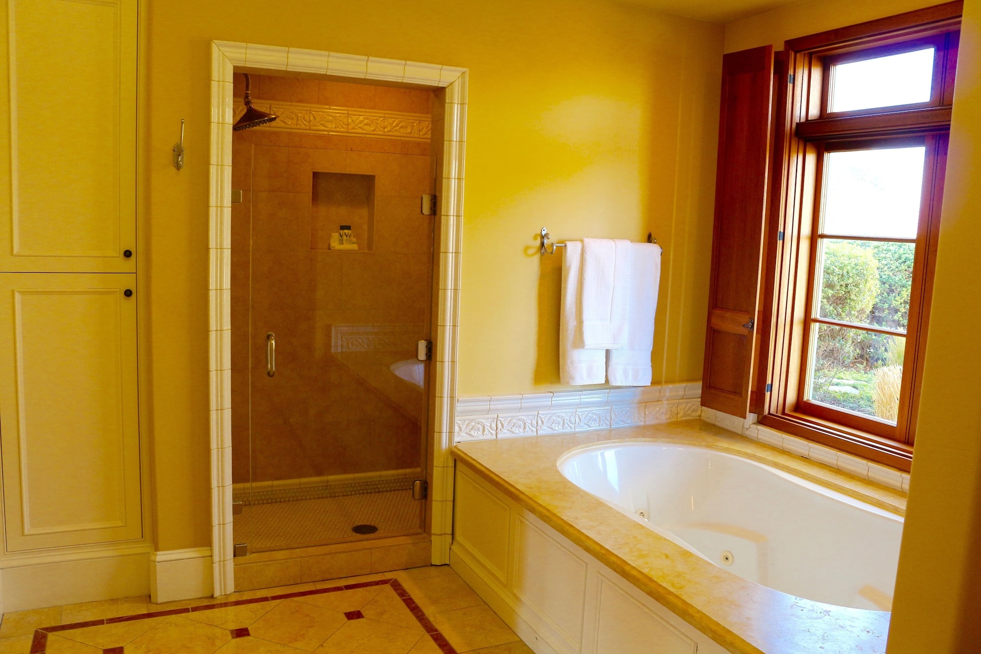 2 Bedrooms, Residence, 2 King Beds, Vineyard View, Hot Tub