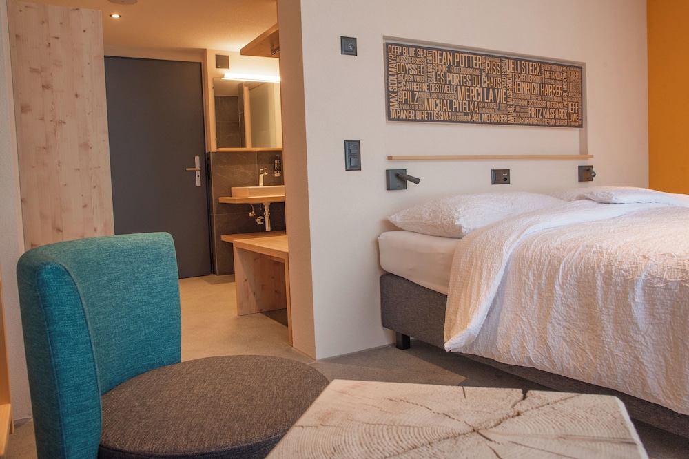 Eiger Lodge Chic 10/41