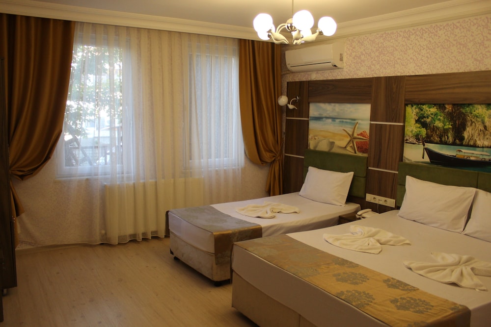 De Maree Hotel 31/53