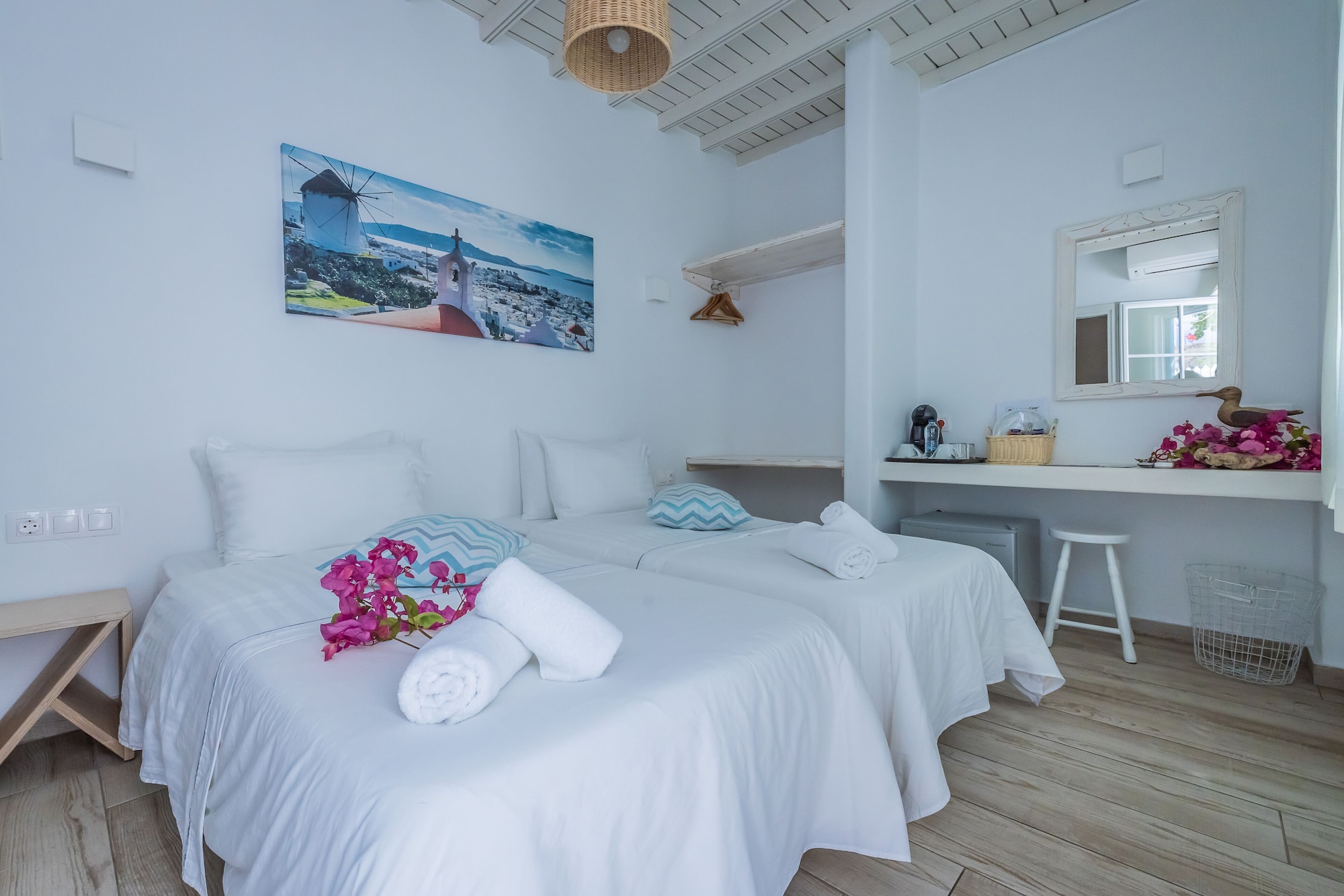 ATRIUM, DOUBLE OR TWIN BED, TERRACE