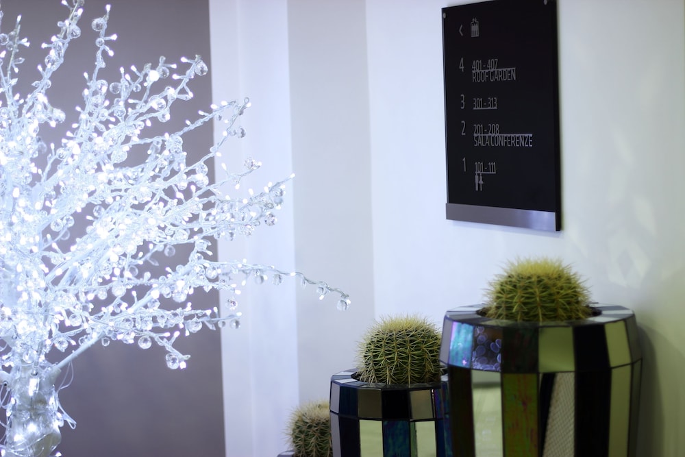 Stelle the Businest Hotel 4/47