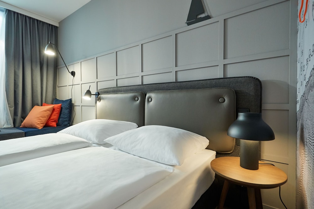 غرفة بسرير مزدوج، Unique by ATLANTIC Hotels Kiel 2/9