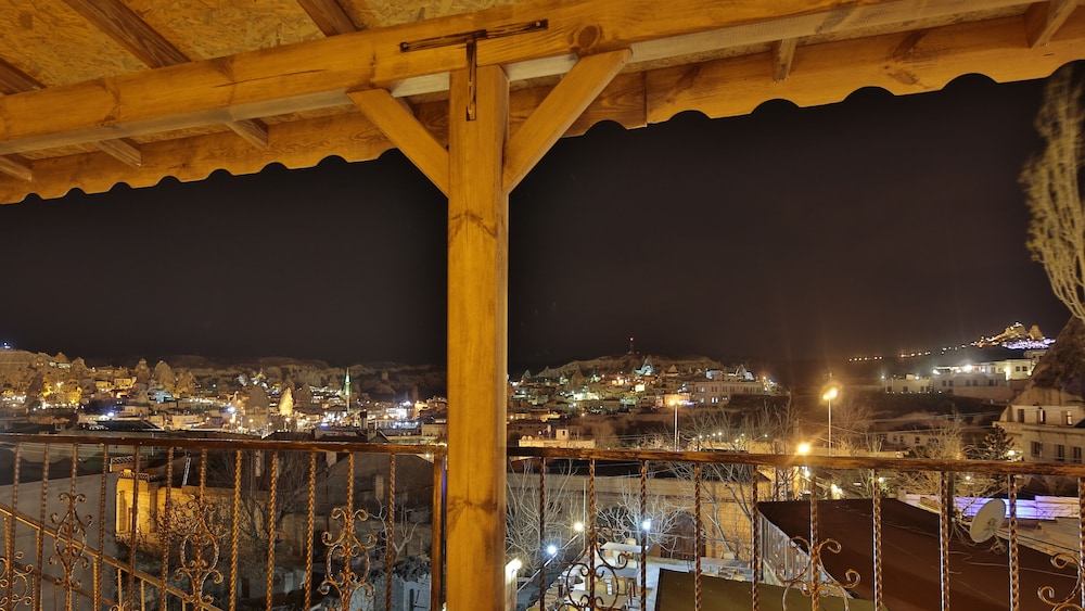Goreme Valley Cave House 39/50