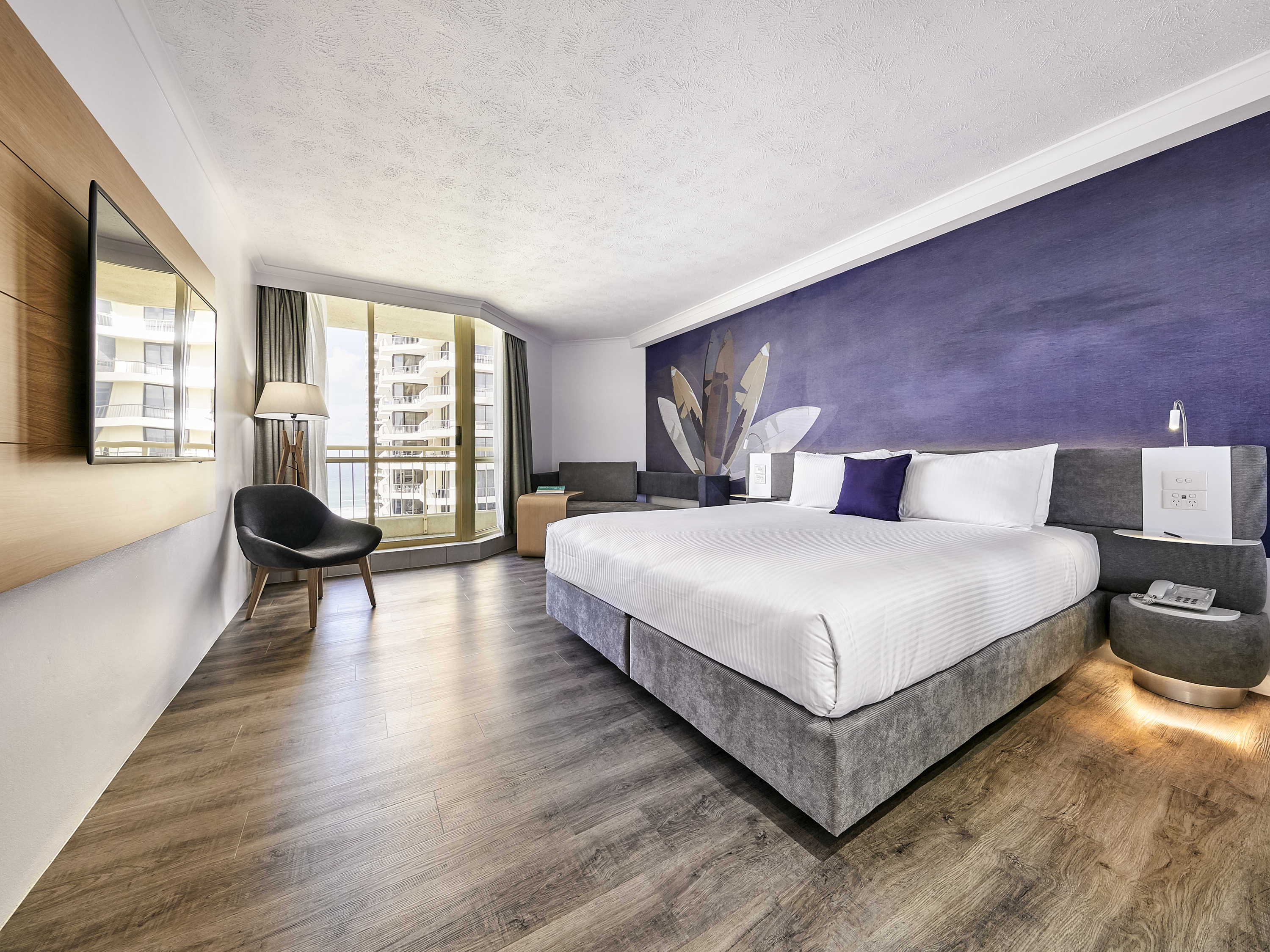 DELUXE, FAMILY, TWIN BEDS, KING BED