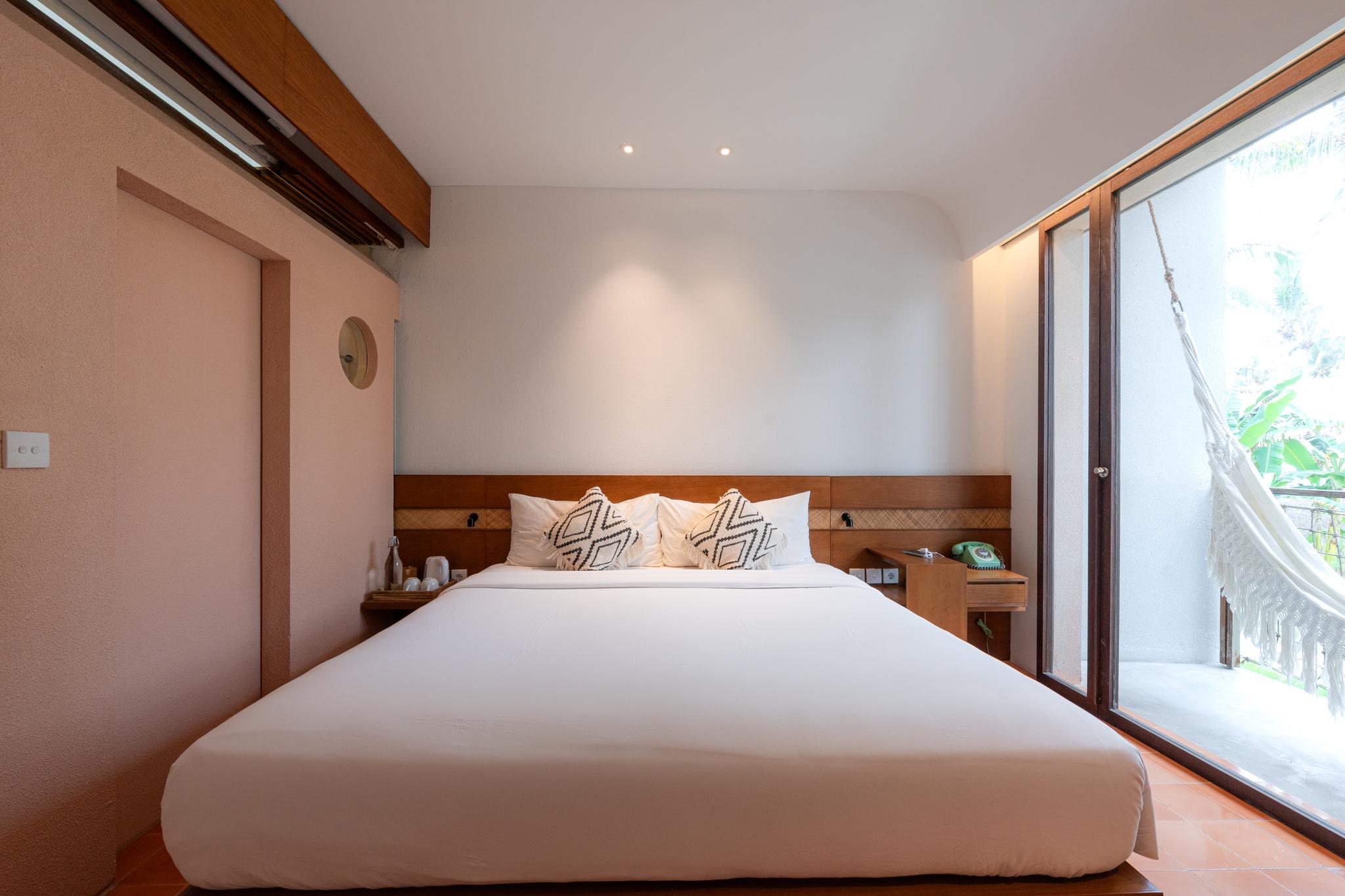 COCOON, DOUBLE BED