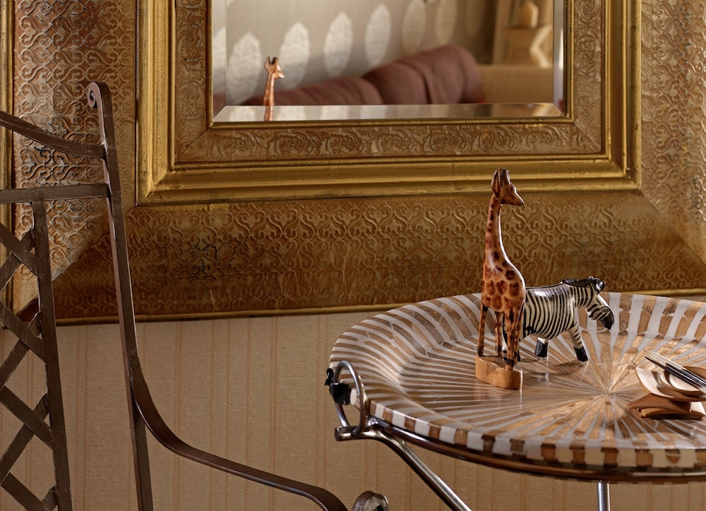 Divani Escape - Adults Only 30/67
