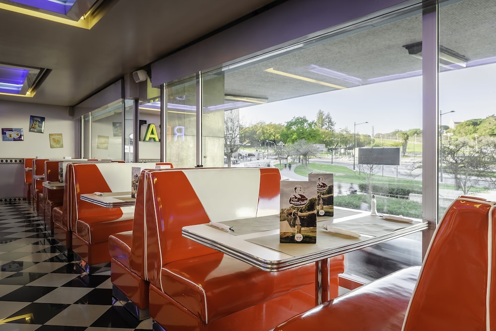 Florida Hotel 52/67