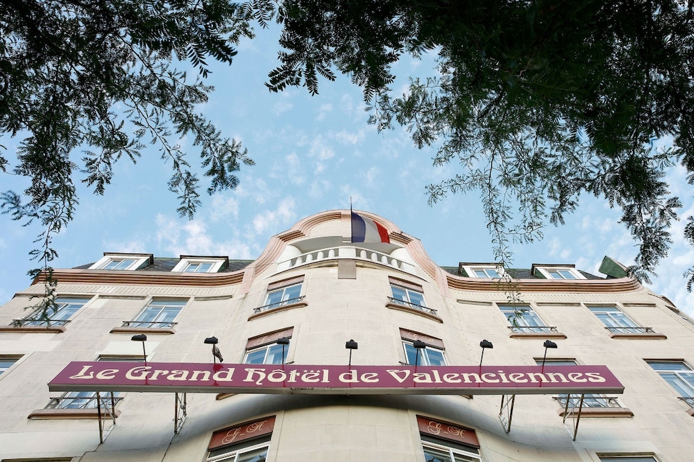 Le Grand Hôtel de Valenciennes 2/71