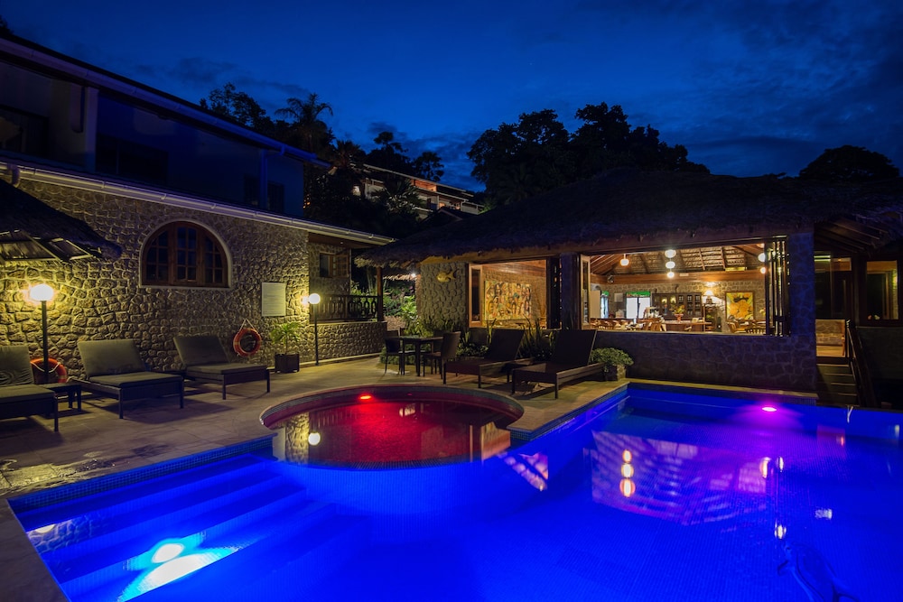 COLIBRI GUEST HOUSE(M) 7/54