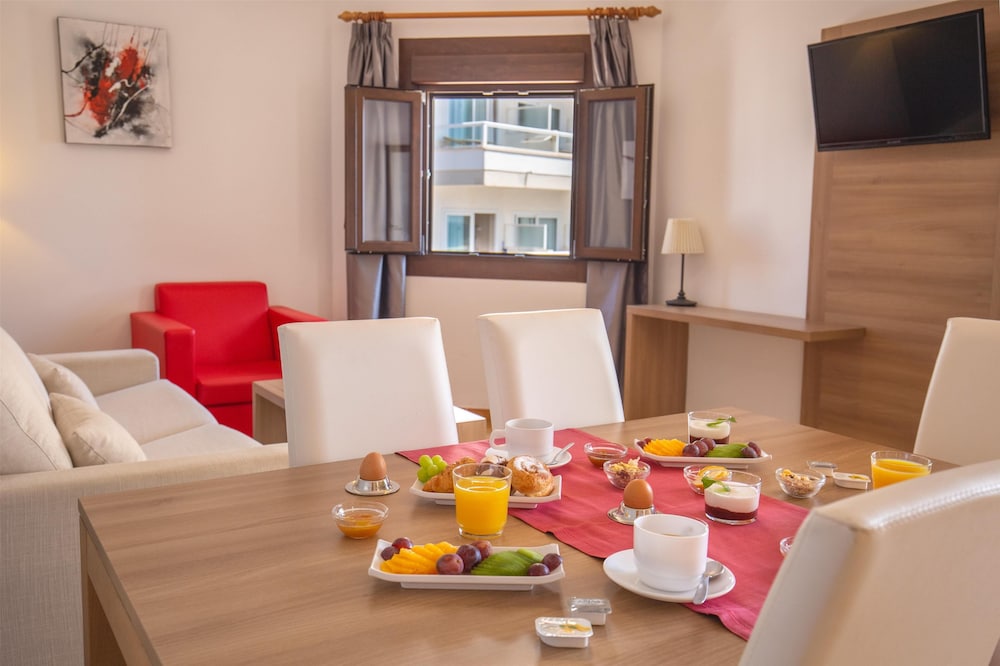 R2 Cala Millor Beach Apartment 37/50