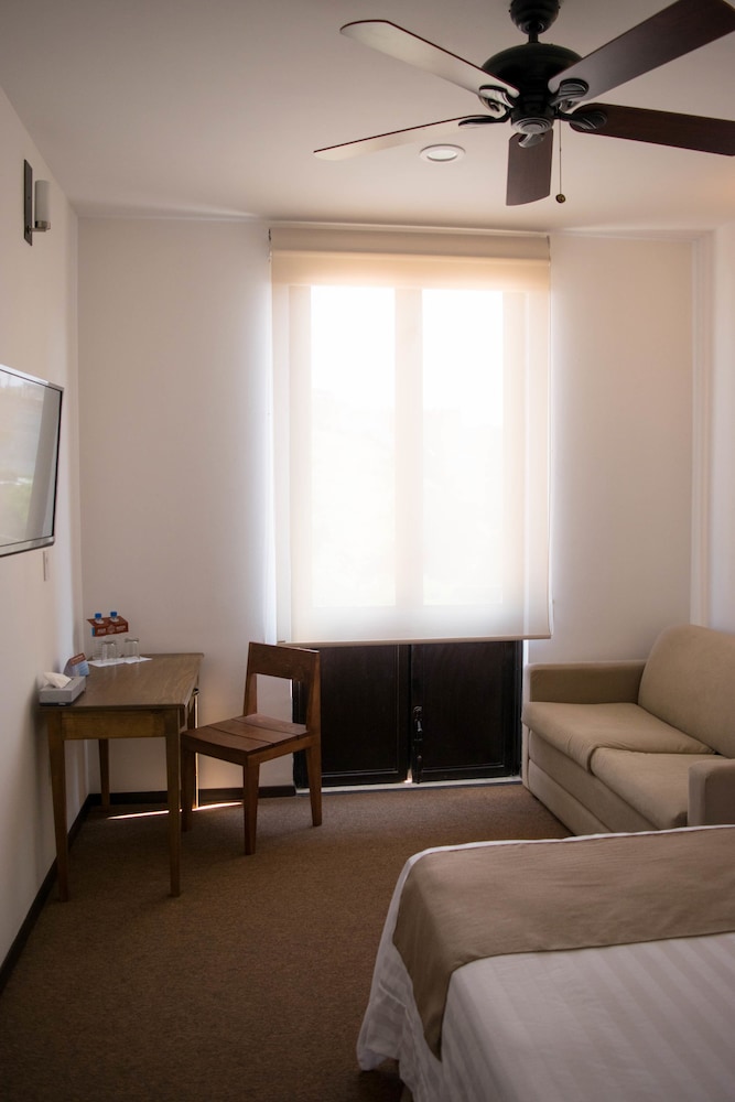Hotel La Estacion 21/31