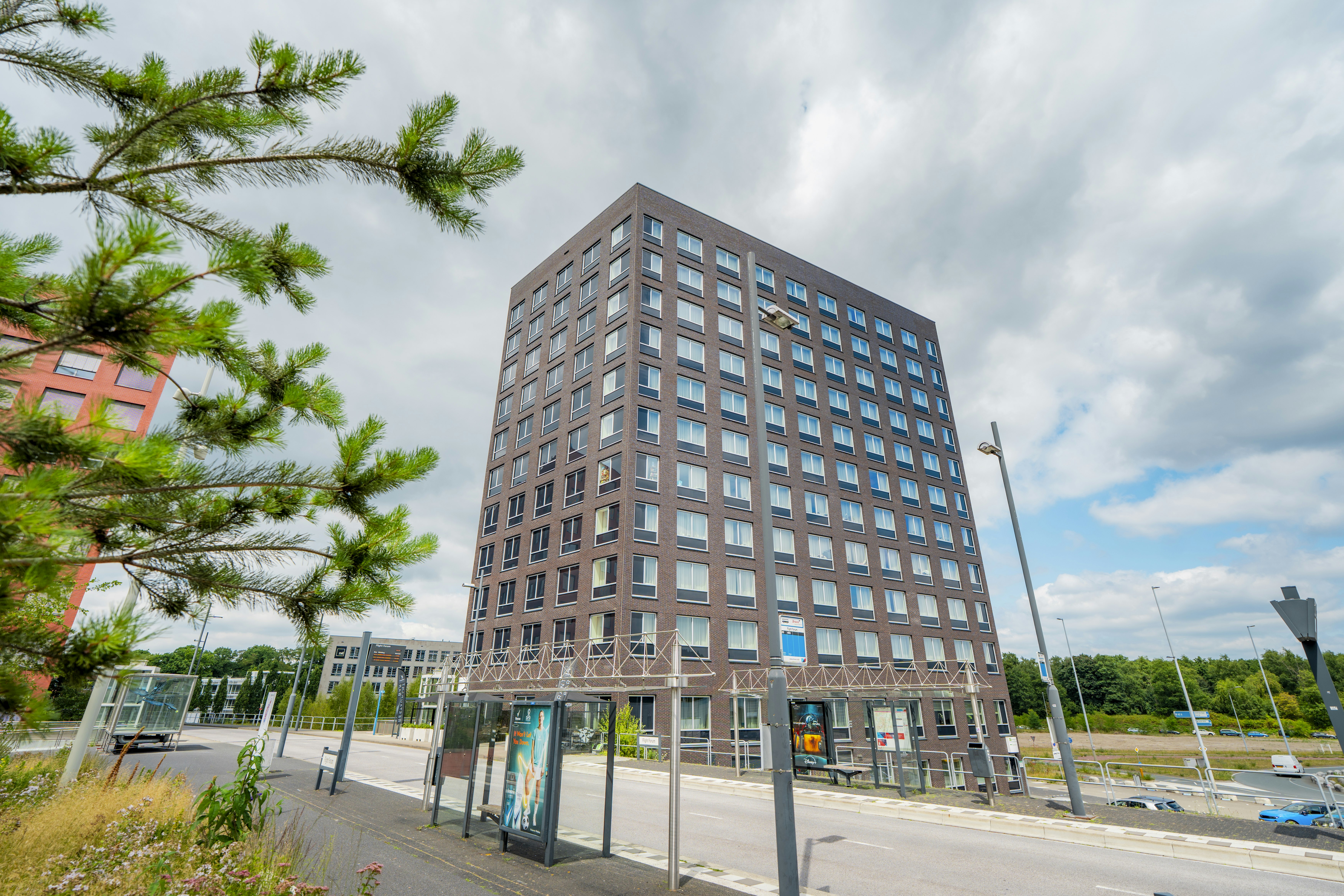Holiday Inn Eindhoven Airport 6/50