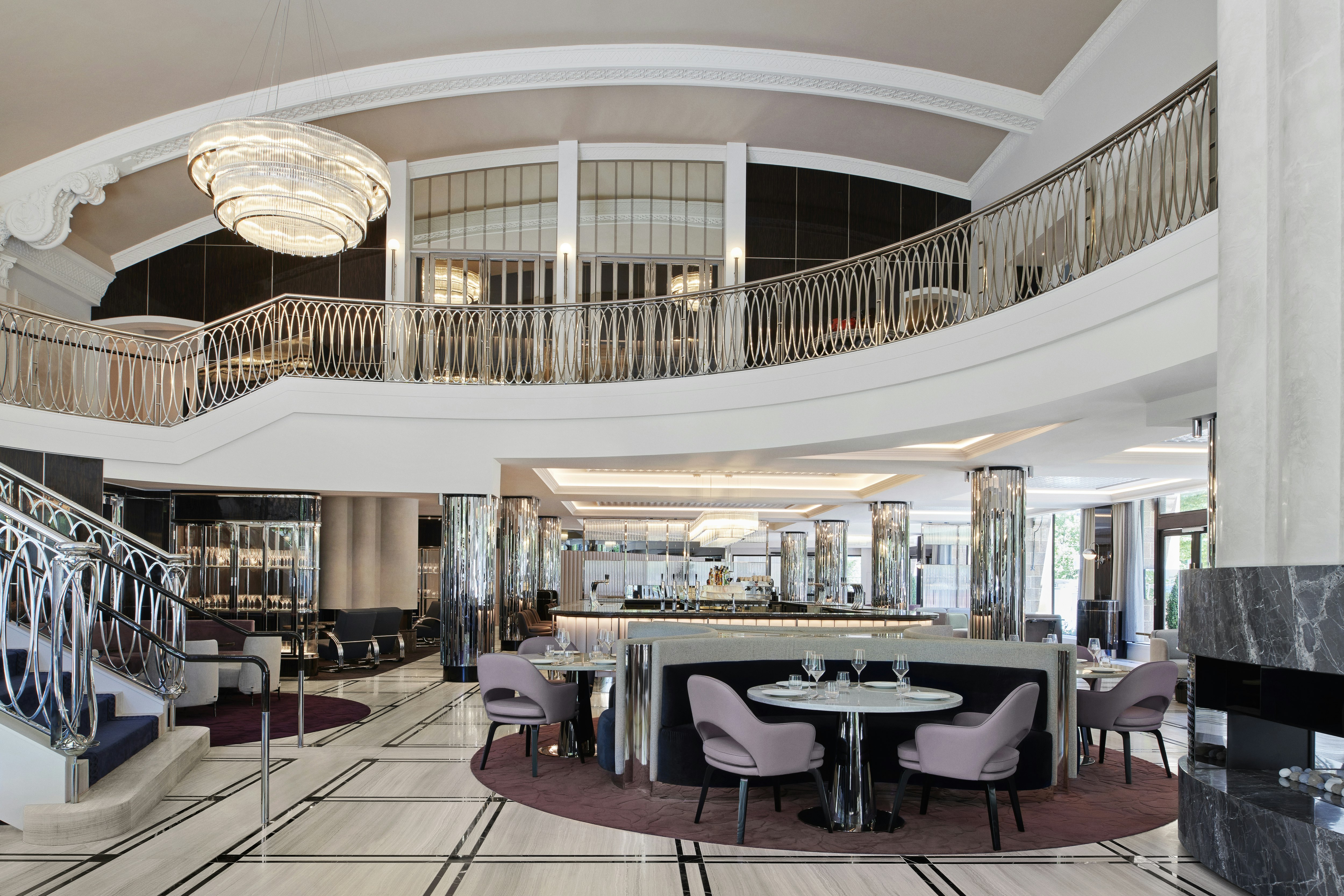 Royce Hotel 42/60