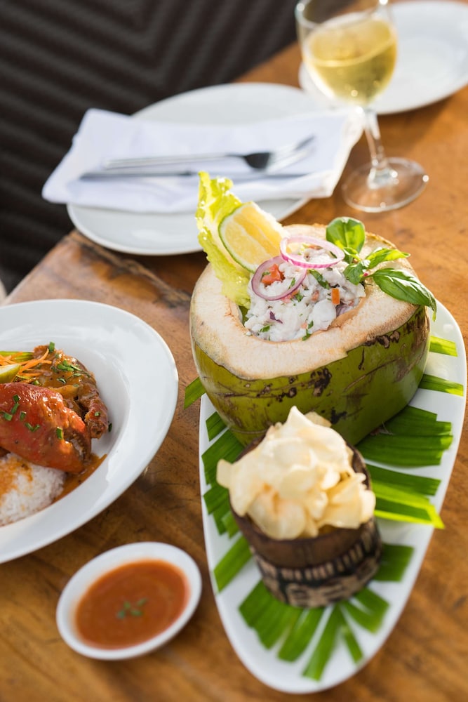 DoubleTree Resort by Hilton Hotel Fiji - Sonaisali Island 19/63