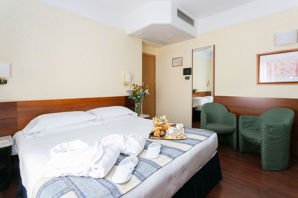 Hotel Mirage Sure Hotel Collection By Best Western 48/58