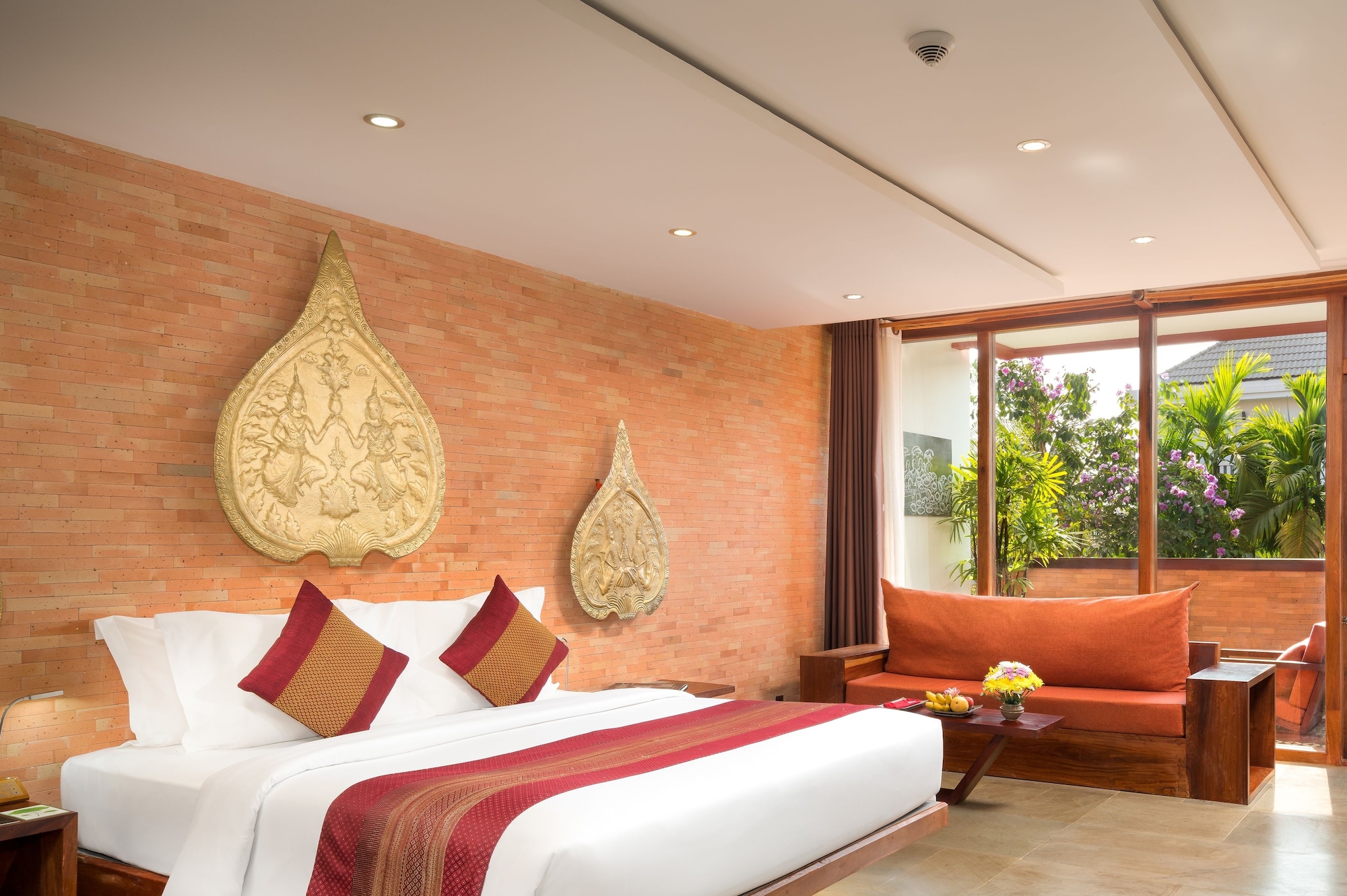 Suite, King Bed, Lagoon View, Pool View, Balcony