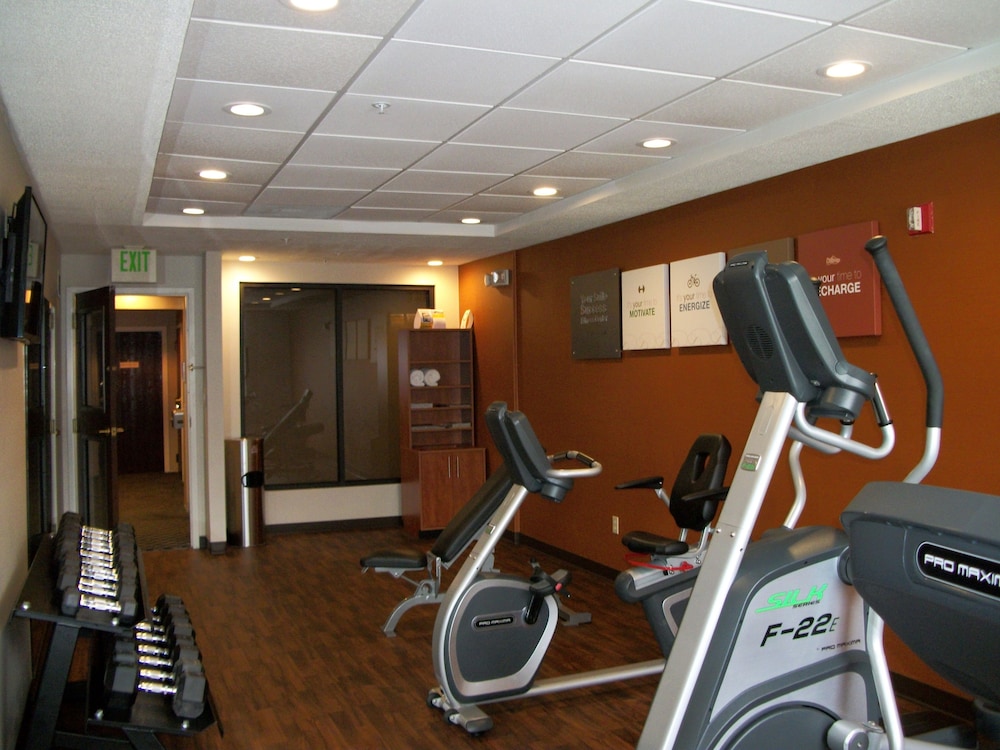 Comfort Suites Dover University Area 24/36