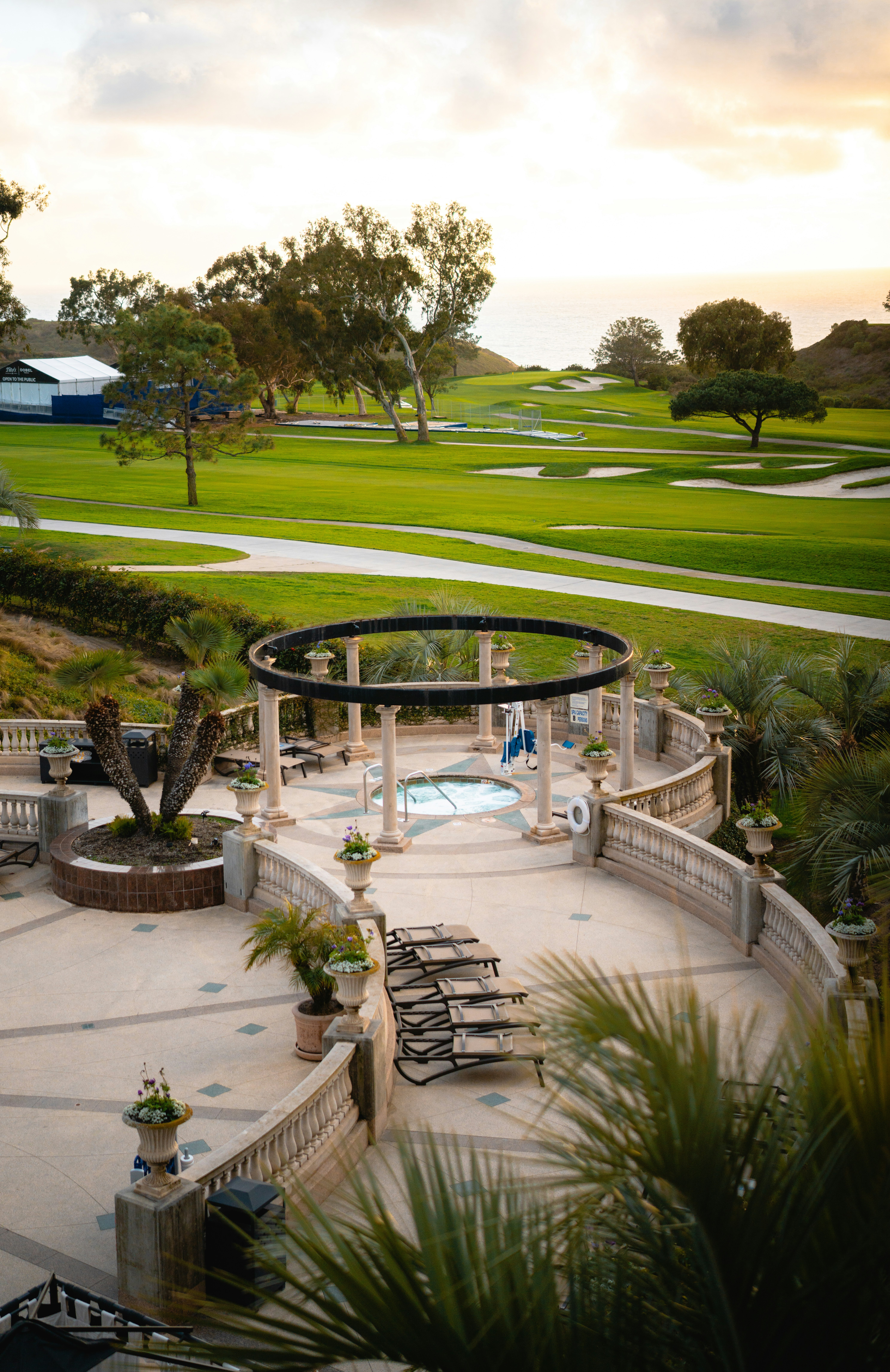 Hilton La Jolla Torrey Pines 41/47