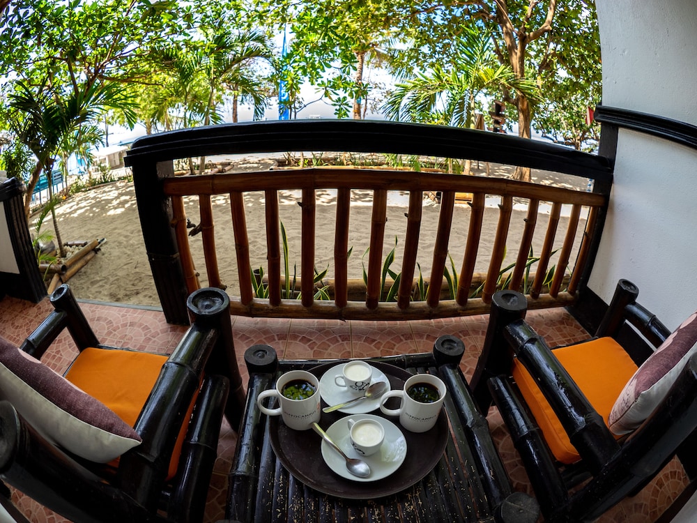Hippocampus Beach And Dive Resort 28/59