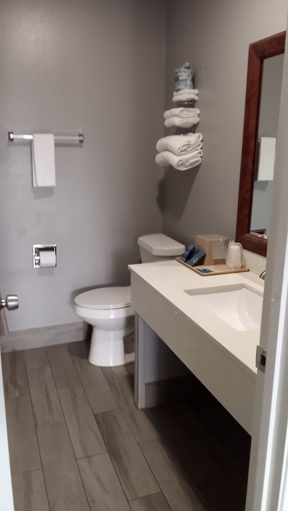 OYO Hotel Waldron AR - Hwy 71 44/52