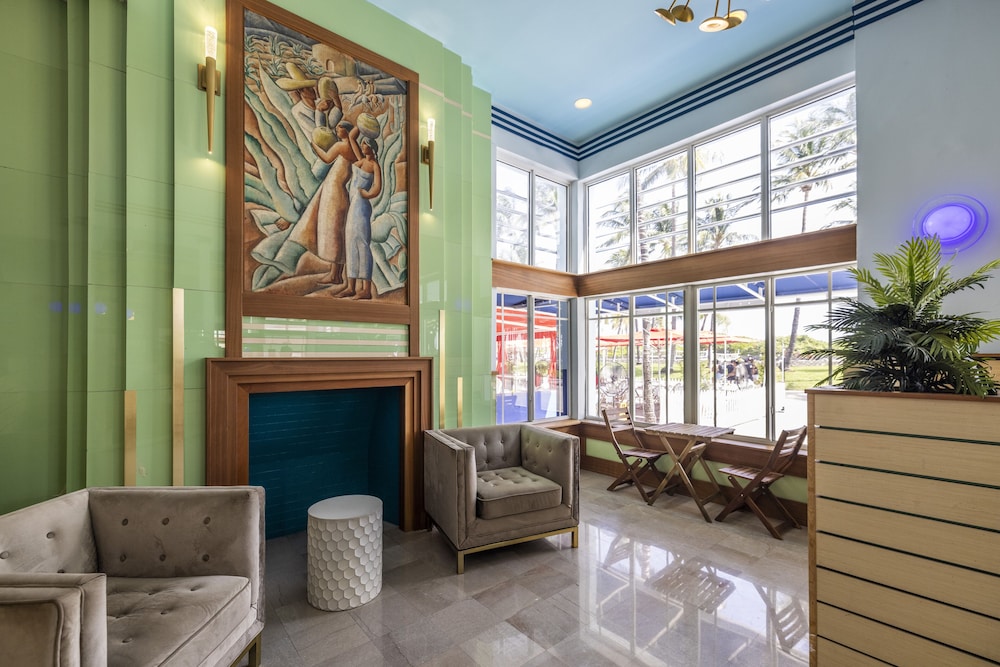 Colony Hotel 41/61