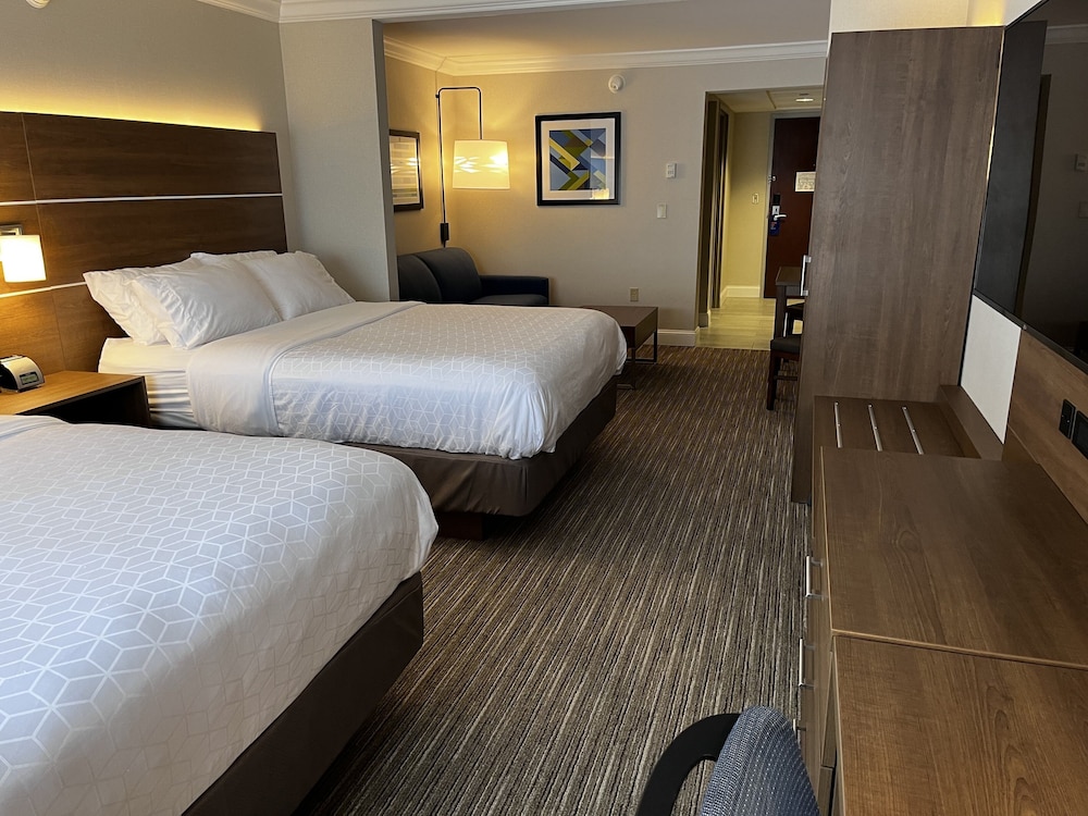 Holiday Inn Express Hotel Suites Williamsport 11/43