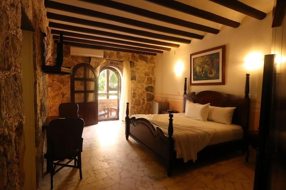 Hacienda Kaan Ac 10/49