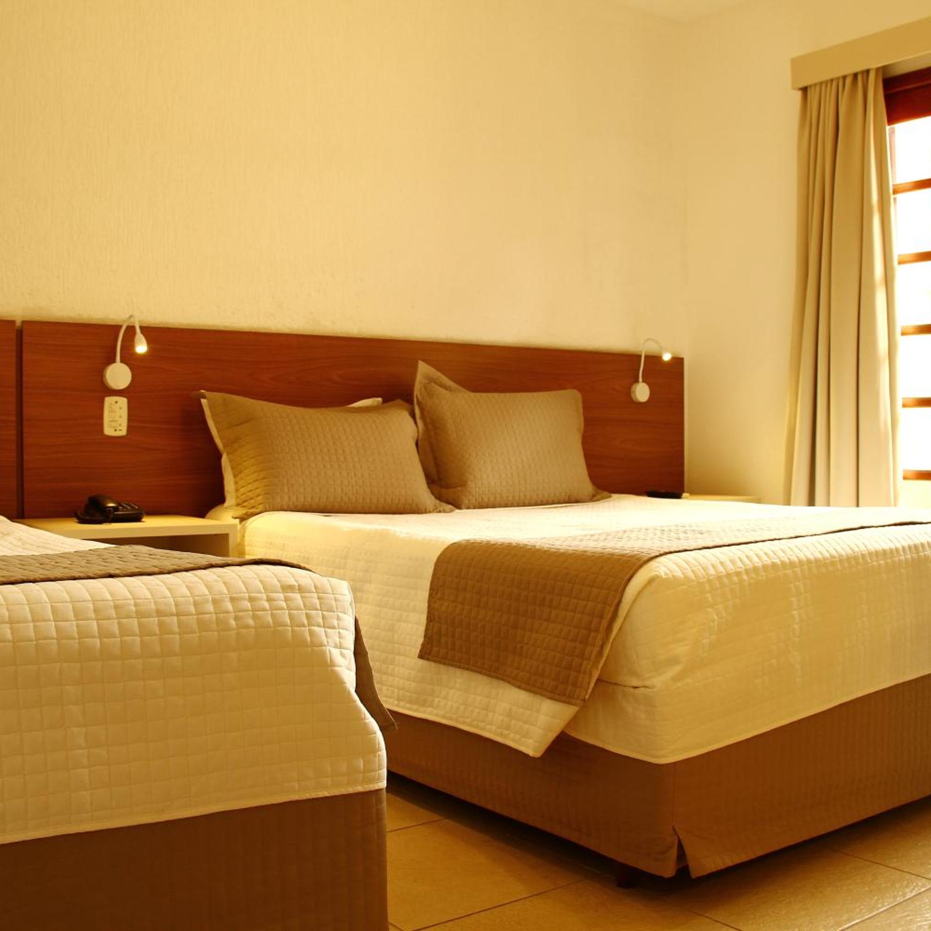 Beach Hotel Cambury 10/60