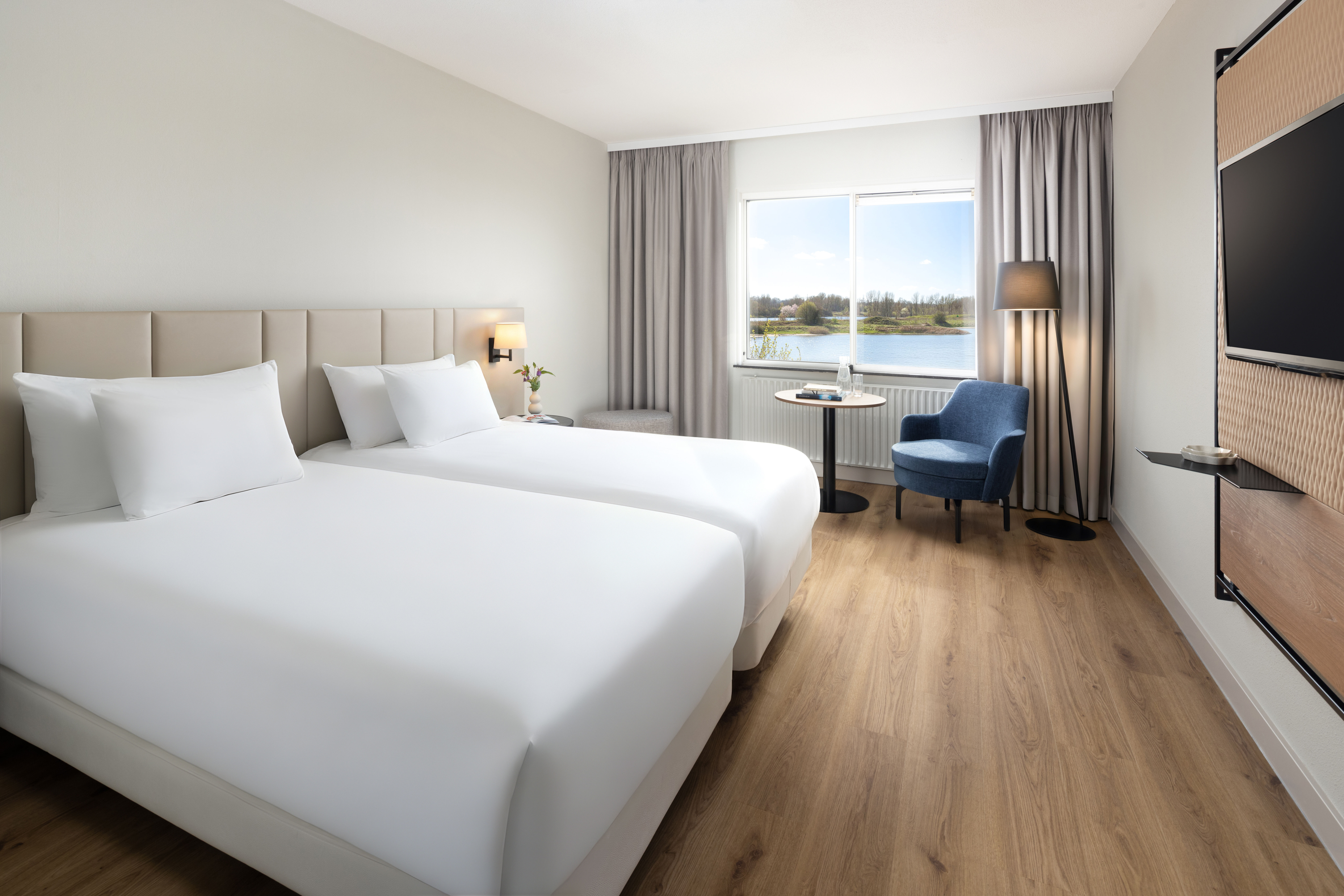 Nh Rijnhotel 6/48