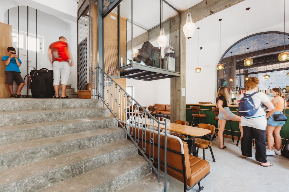 Athens Backpackers 8/44