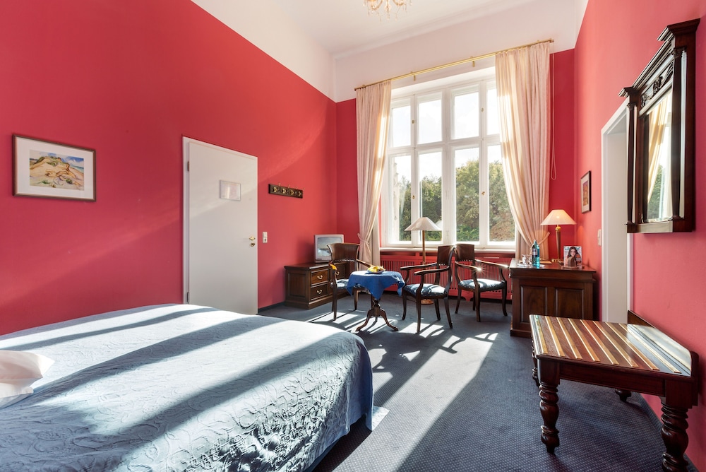 Schlosshotel Ralswiek 6/50