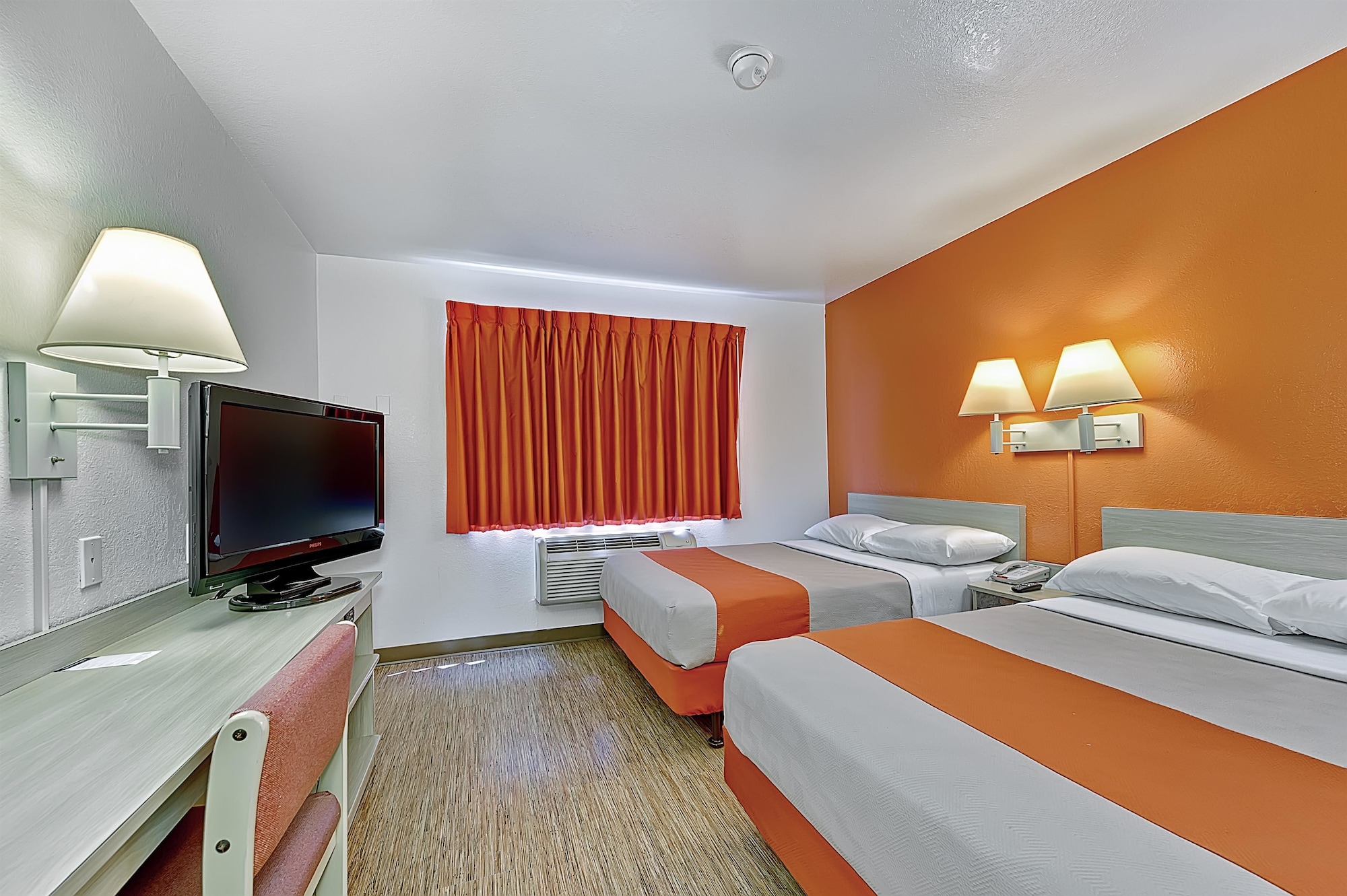 2 Full Beds - Deluxe, Mini Fridge
